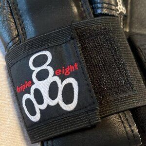 Triple Eight Gloves Hand Wrist Protection BMX Biker Skater Skateboard